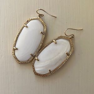 Kendra Scott Elle Drop Earrings Gold/ White